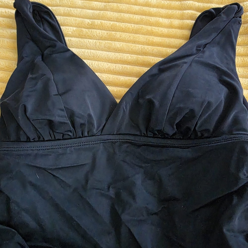 NWT Black Women's Swinsuit